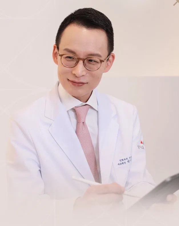 Dr. Park J.R., Facial Contour specialist