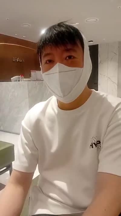 Dennis L., Singapore patient — Eye Surgery in Korea, video review